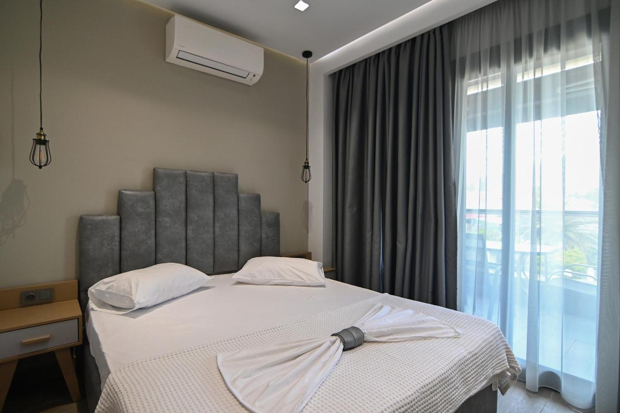 Amalia Rooms Sea View Vrasná Exteriör bild