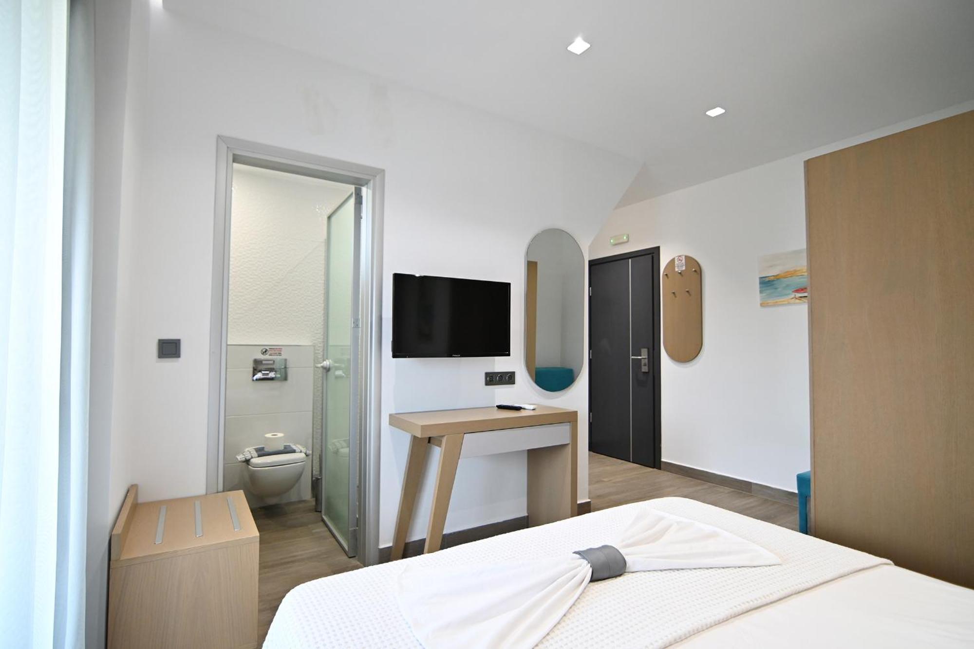 Amalia Rooms Sea View Vrasná Exteriör bild