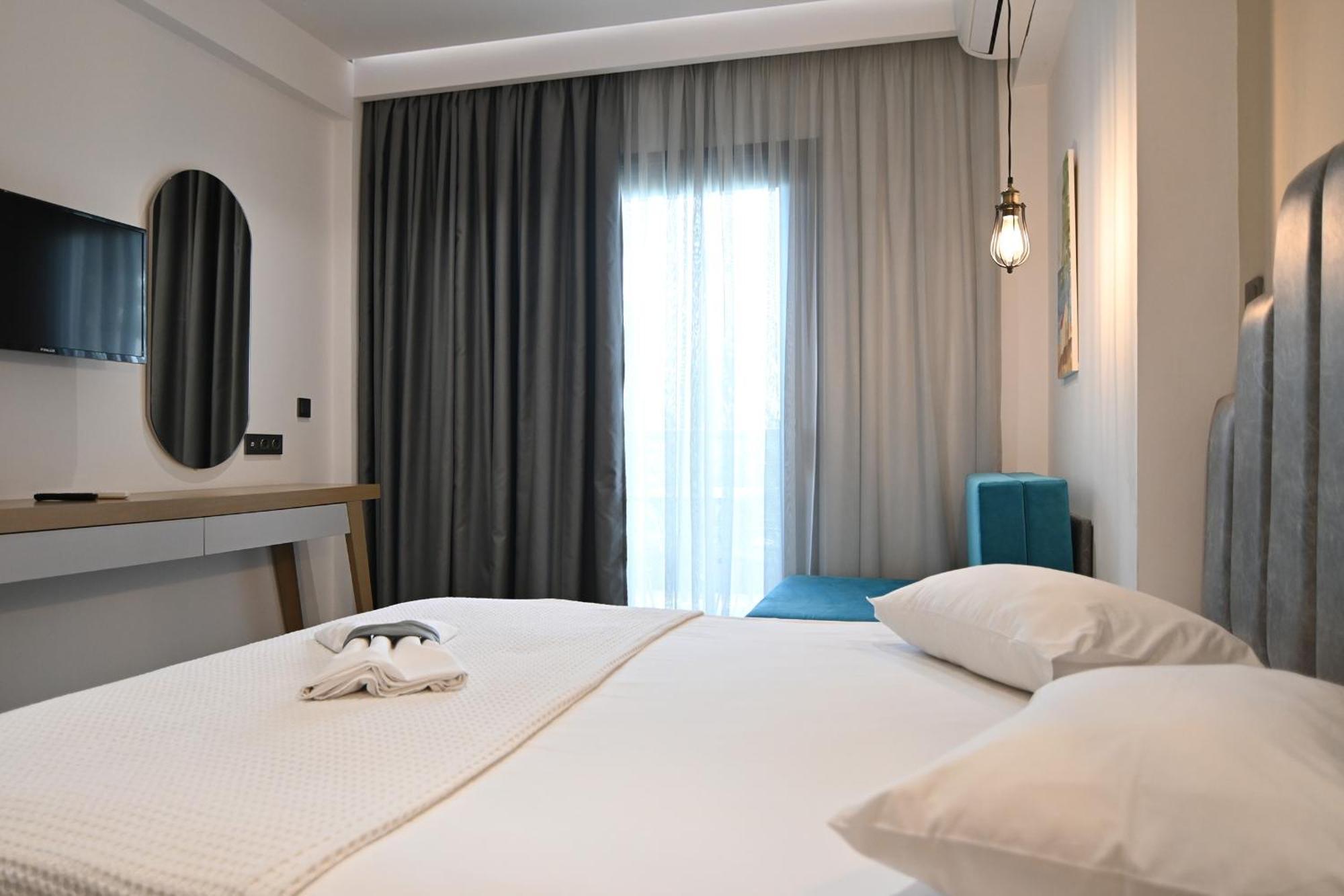 Amalia Rooms Sea View Vrasná Exteriör bild