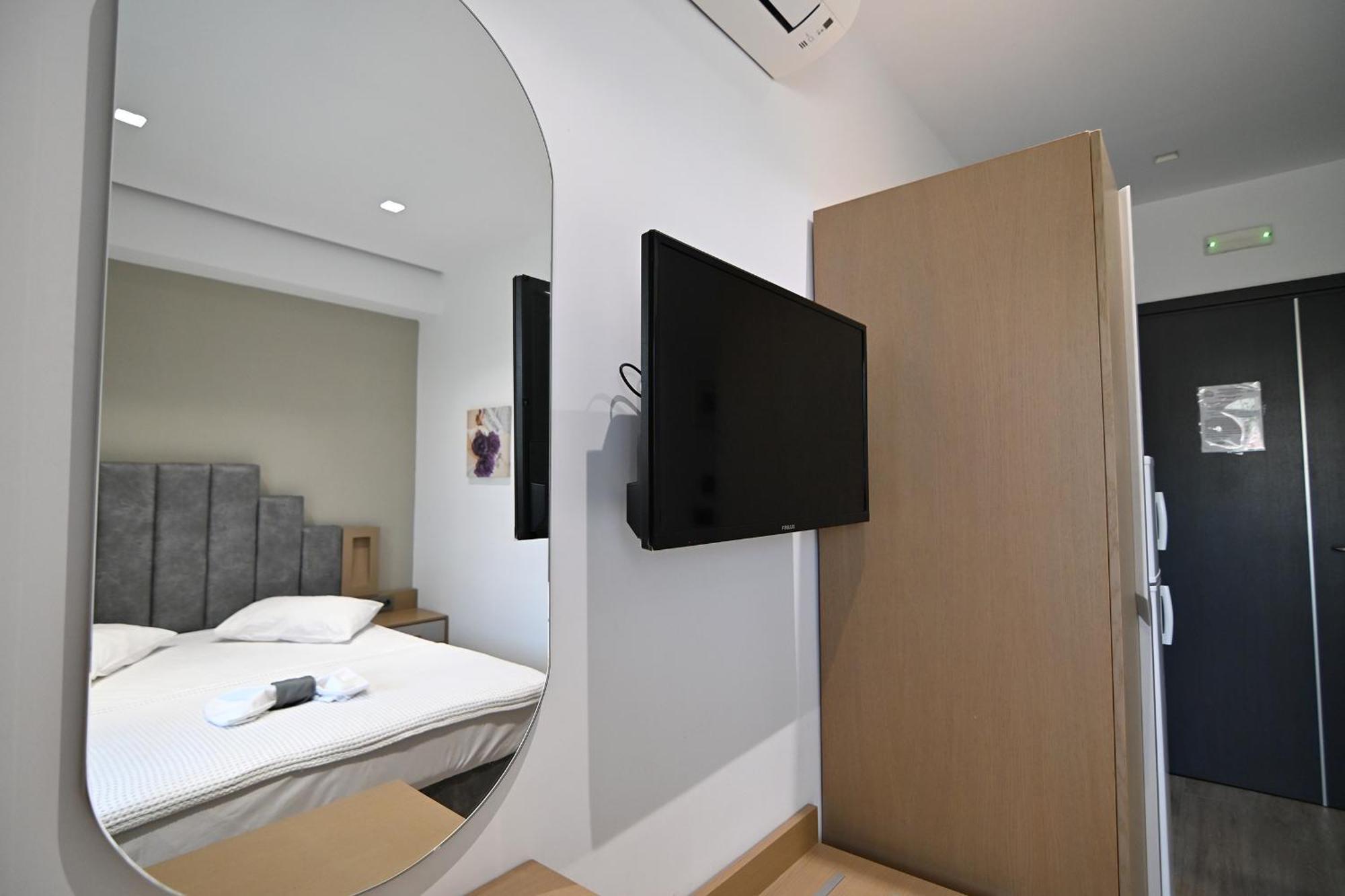 Amalia Rooms Sea View Vrasná Exteriör bild